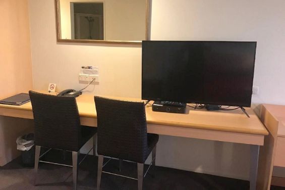 Executive Spa Studio - TV